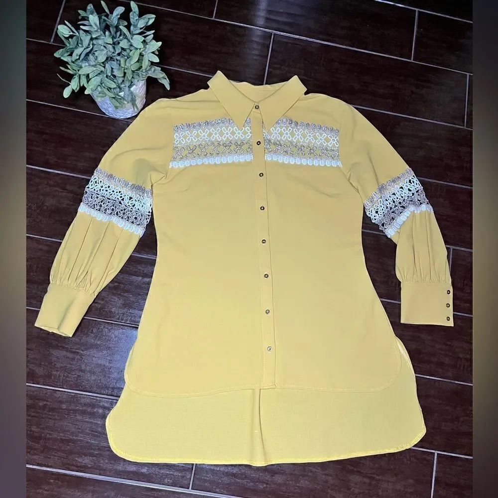 Park Macca mustard fitted Longsleeved blouse sz 46(12)